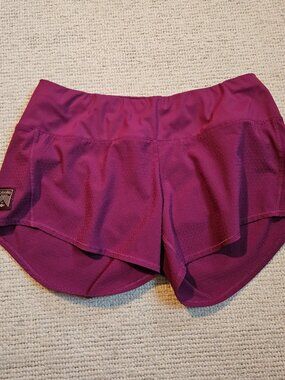 Oiselle Running Shorts 4" Roga Size 6 - Purple Pink Magenta Workout Athletic